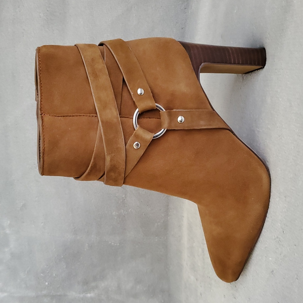 🆕️ VINCE CAMUTO Sestina Brown Suede Leather Harness Ankle Zip Boots SIZE: 8½M